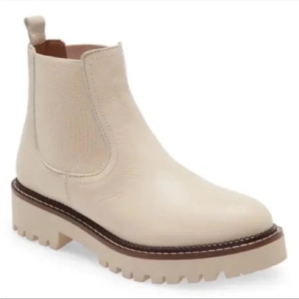 Caslon Miller Taupe Leather Chelsea Boot - Women’s 9.5